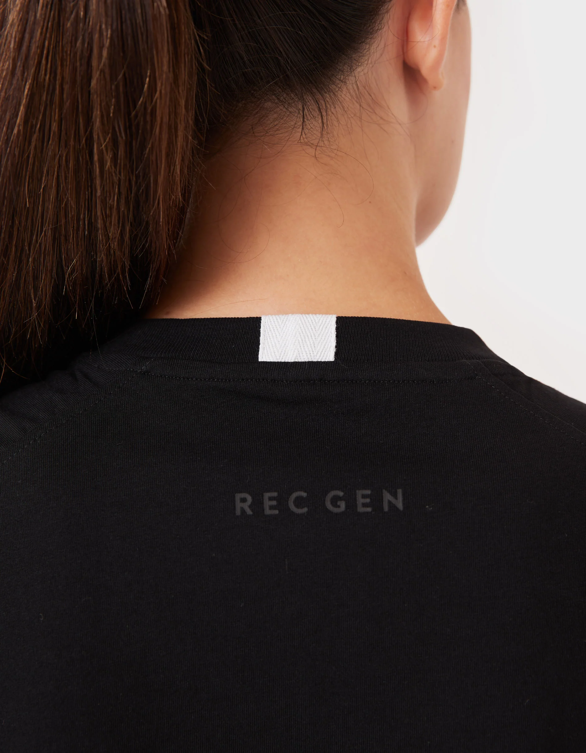 Float Crop Tee Black - Image 3
