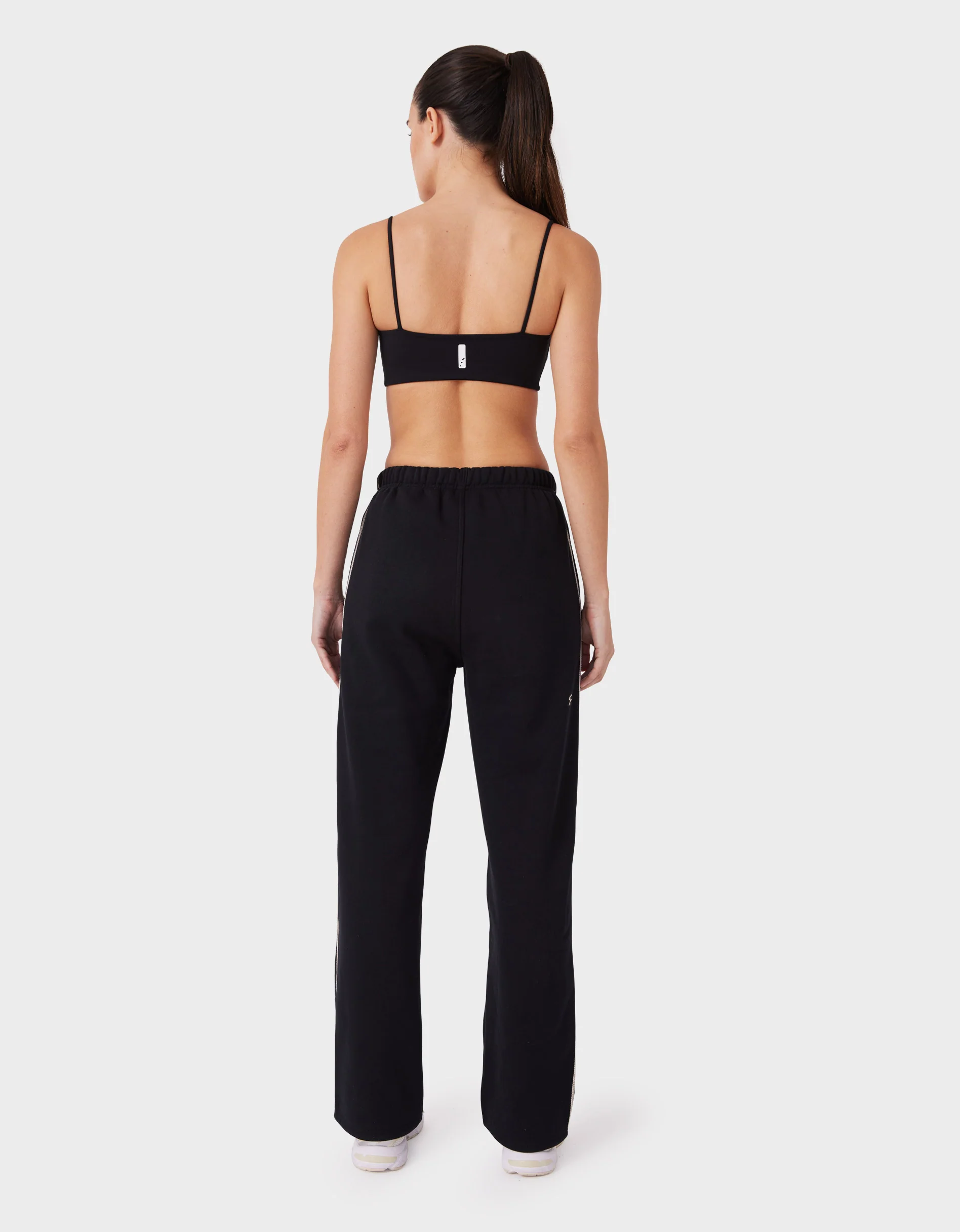 Float Fleece Trackpant Black - Image 8